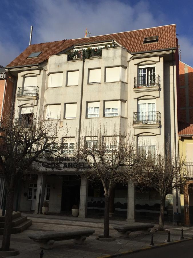 Hotel Los Angeles La Baneza Ngoại thất bức ảnh