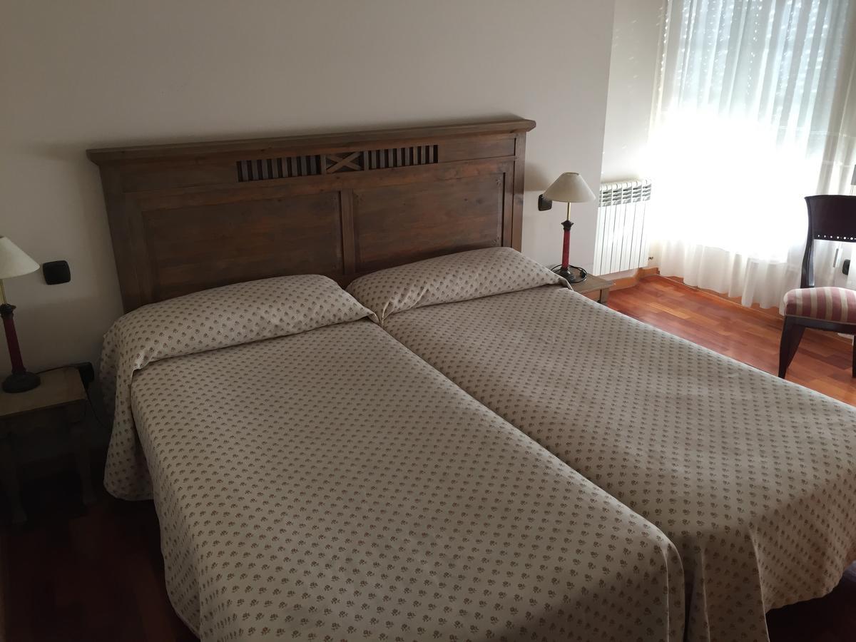 Hotel Los Angeles La Baneza Ngoại thất bức ảnh